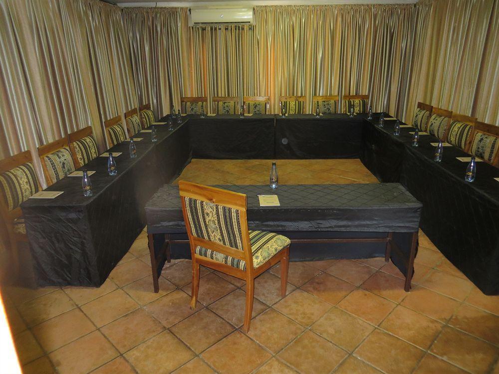 Ivory Tusk Lodge Tzaneen Exterior photo